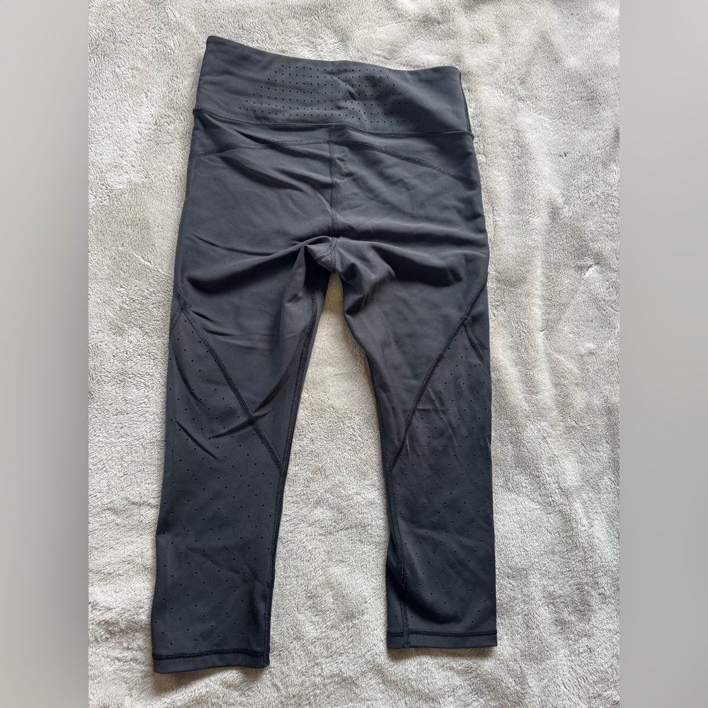 Athleta Black Cropped Leggings - Picture 6 of 7